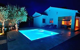 Villa Nevera